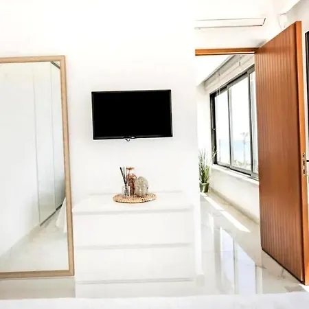2Br Seaview 公寓式酒店 *